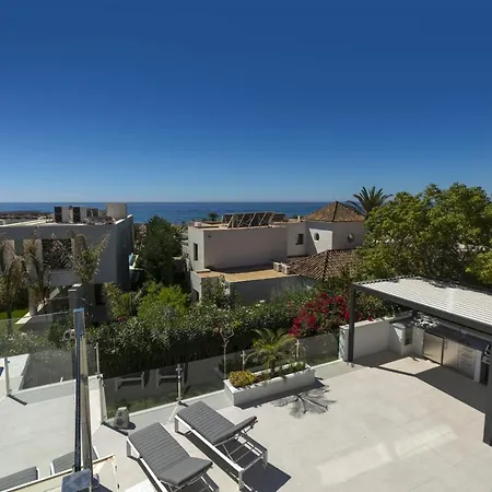 La Perla Villa *