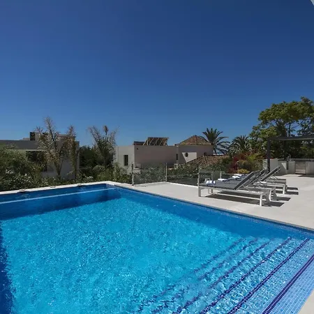 La Perla Villa