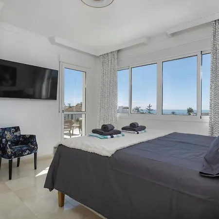 La Perla Villa *