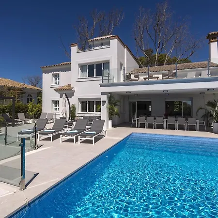 La Perla Villa *